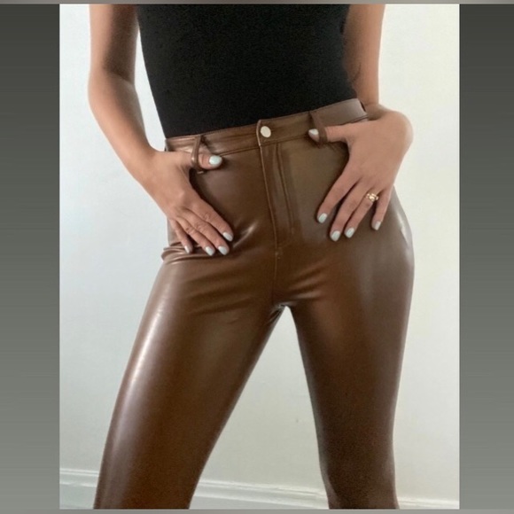 7 For All Mankind Vegan Faux Leather Brown Pants size M Like New - Picture 2 of 6